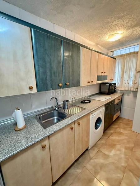 Foto 4695424e-5fba-4874-ae72-1d4a21899505. Estudio exclusiva estudio reformado, con piscina, parking y vistas zona juzgados en Benidorm