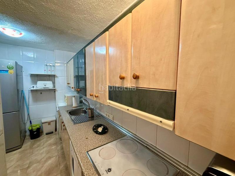Foto b47e1fd8-6ffa-46e7-925b-ef7a05ed9c7d. Estudio exclusiva estudio reformado, con piscina, parking y vistas zona juzgados en Benidorm