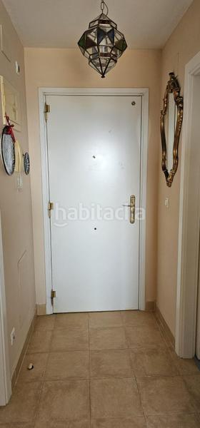 Foto 4cd984aa-244d-45db-86d9-38c6c67f49db. Apartament amb aparcament piscina a Via Parque Benidorm