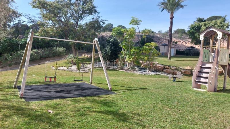 Foto 65adddab-d1c9-4754-8fe4-33bfa1a05033. Apartament amb aparcament piscina a Via Parque Benidorm