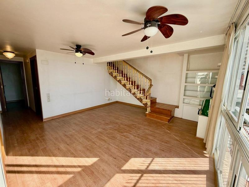 Foto 025609b9-3e15-4278-a6b9-5f27d55d876e. Dúplex amb aparcament a Playa Levante Benidorm