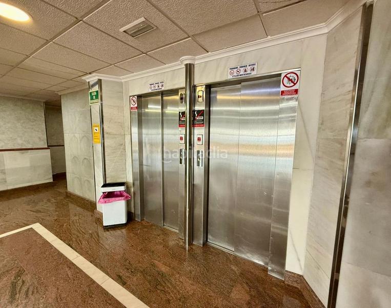 Foto 05410851-b11e-4ffb-ba29-0dda46b1d7e1. Dúplex amb aparcament a Playa Levante Benidorm