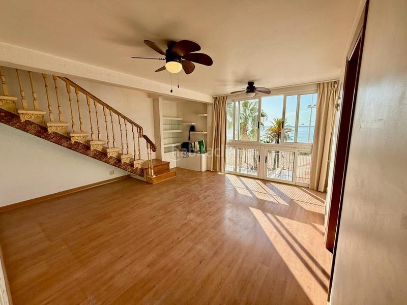 Foto 22cb6906-37d1-495d-b93d-06aa68b74617. Dúplex amb aparcament a Playa Levante Benidorm