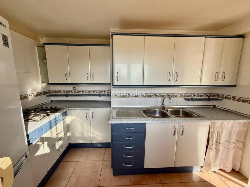 Foto 3cce531e-6e67-47c6-b4b8-dc861f43a780. Dúplex amb aparcament a Playa Levante Benidorm