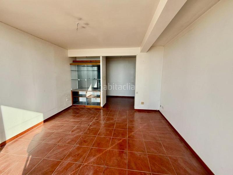 Foto 42693fc1-fbda-432e-a812-bccbcd3ca9b3. Dúplex amb aparcament a Playa Levante Benidorm