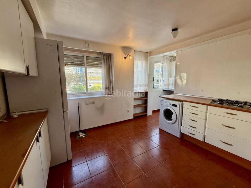 Foto 51aed0e5-9c42-409f-bba3-40c41726c894. Dúplex amb aparcament a Playa Levante Benidorm