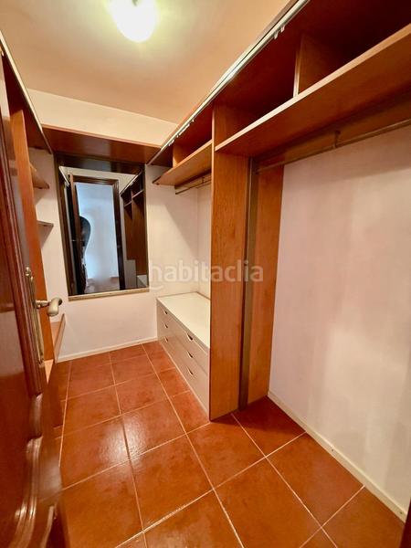 Foto 70b8ab78-d3d2-41f4-84d5-52350ba842e2. Dúplex amb aparcament a Playa Levante Benidorm