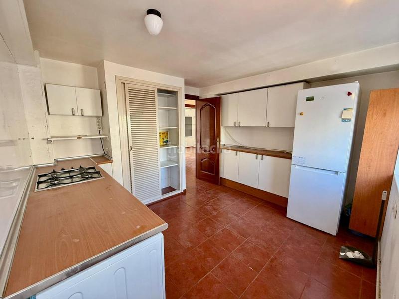 Foto 7e67ef46-e0e4-41bd-8ef5-fd0f01450f70. Dúplex amb aparcament a Playa Levante Benidorm