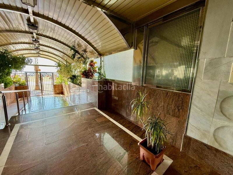 Foto 8c68d911-14b3-4a24-a064-9750e1301754. Dúplex amb aparcament a Playa Levante Benidorm