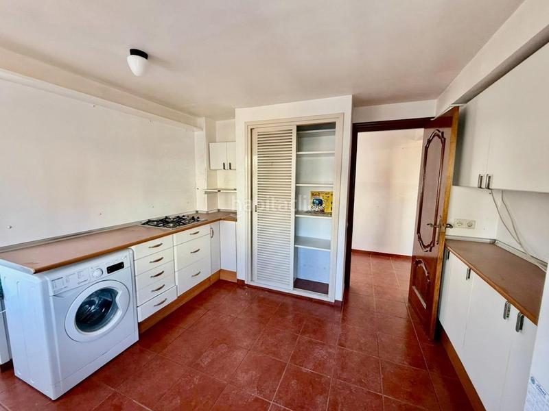 Foto d2cd6404-f353-480e-9a48-53aafc94eb68. Dúplex amb aparcament a Playa Levante Benidorm