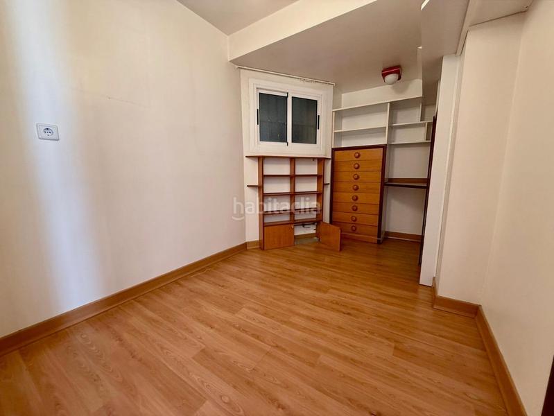 Foto f678fe59-1166-4661-a8ba-161819dfc561. Dúplex amb aparcament a Playa Levante Benidorm