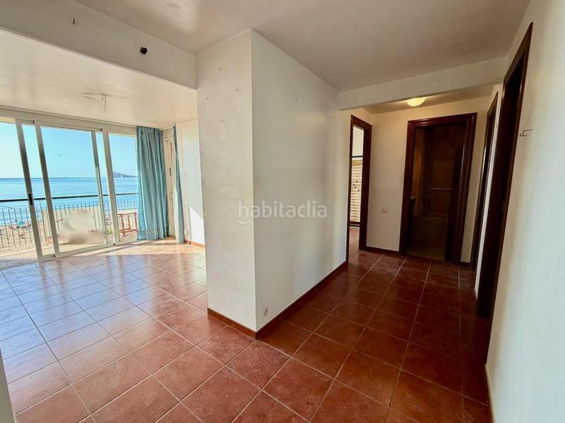 Foto fe641906-005d-4d58-bdd3-a8c3d5527795. Dúplex amb aparcament a Playa Levante Benidorm