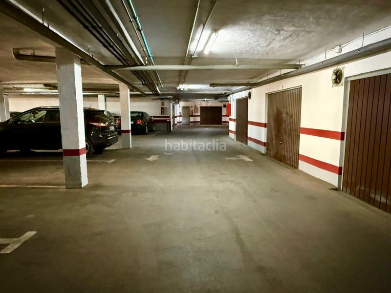 Foto f85f11c5-74e5-407f-ab64-da817a6e275d. Aparcament cotxe a Levante Alto Benidorm