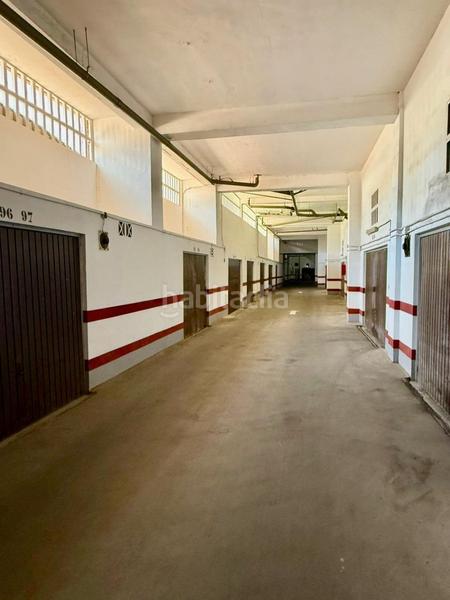 Foto 9d754e75-0577-436a-b416-8d85922540ea. Autoparkplatz in Levante Alto Benidorm