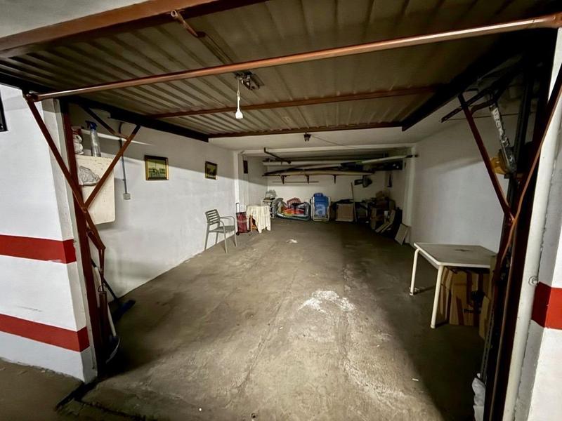 Foto b2db9f89-3927-401a-80d2-1a7254c94f0c. Autoparkplatz in Levante Alto Benidorm