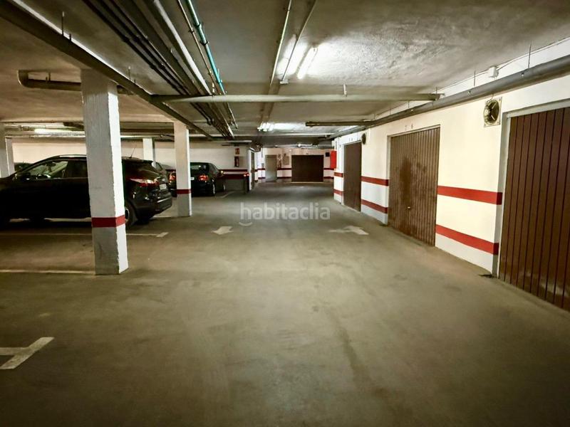 Foto f85f11c5-74e5-407f-ab64-da817a6e275d. Autoparkplatz in Levante Alto Benidorm