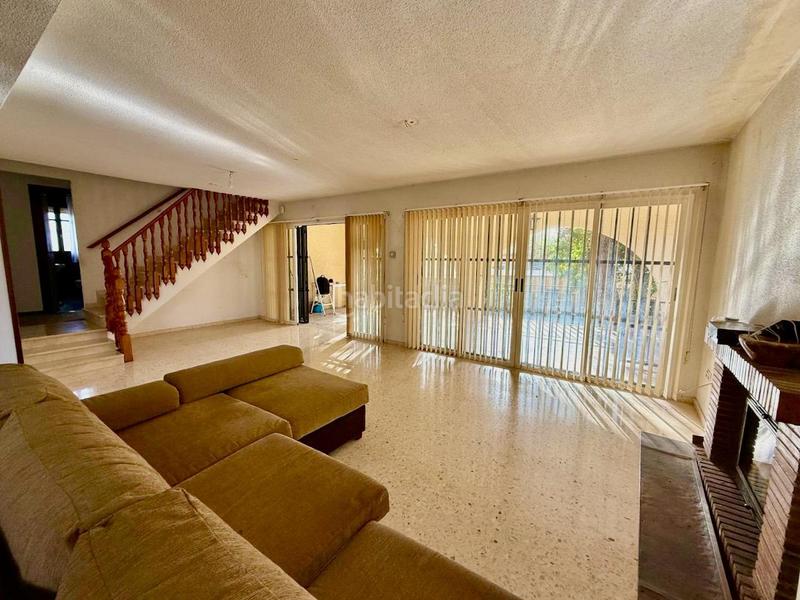 Foto 1c8edcf6-b485-44f7-a017-6ba2b3a5e66c. Chalet avec parking piscine dans Foietes Benidorm