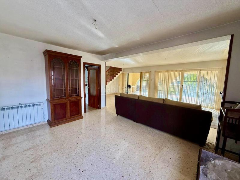 Foto 5a48df77-3343-4141-a04b-54add5edcd72. Chalet avec parking piscine dans Foietes Benidorm