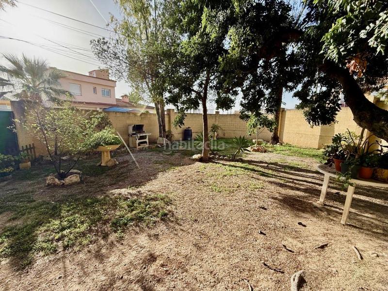 Foto db1abcd4-beb5-4074-96a4-49d2fe3ce92d. Chalet avec parking piscine dans Foietes Benidorm