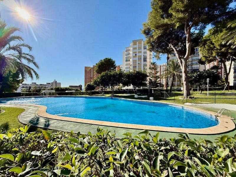 Foto 33c7a516-79d1-4f7c-b592-6b981b7d0b45. Appartement mit parking pool in Playa Poniente Benidorm