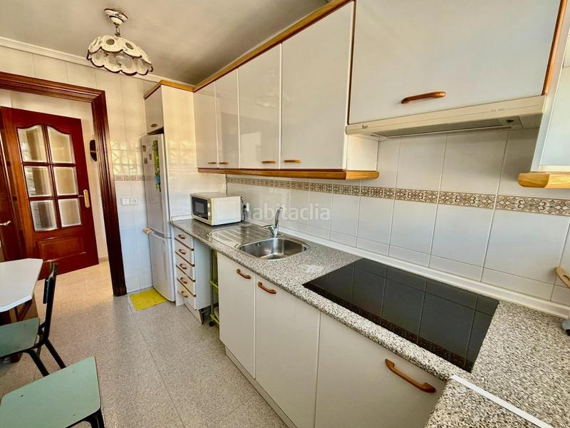 Foto 4ffe8979-b445-4dbc-b79e-66bdfa9e7c7e. Appartement mit parking pool in Playa Poniente Benidorm