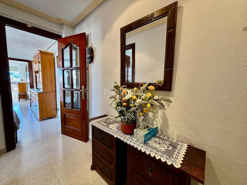 Foto acdbdb50-ec3e-422e-bb75-0decb7e1071c. Appartement mit parking pool in Playa Poniente Benidorm