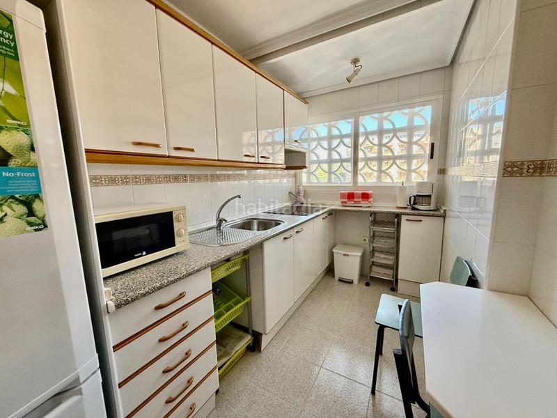 Foto c7445f8a-e61c-4b9b-86d4-cb27dbfc884e. Appartement mit parking pool in Playa Poniente Benidorm