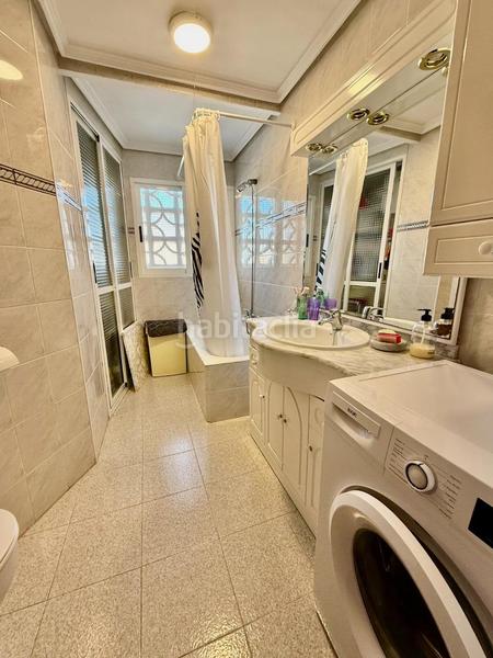 Foto e3d1f936-67b1-40bf-9193-080ff02062aa. Appartement mit parking pool in Playa Poniente Benidorm