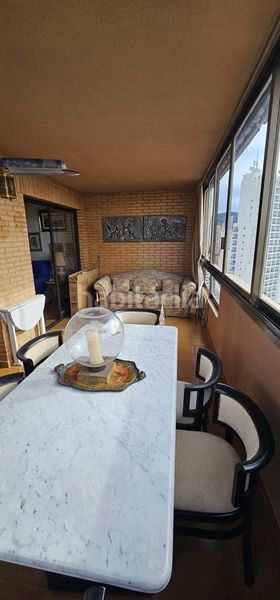 Foto b7e924bf-516a-4a82-a2db-537260b355ff. Apartament amb aparcament piscina a Juzgados - Plaza de Toros Benidorm