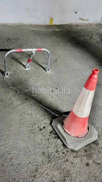 Foto f7105969-ed4e-4637-a20a-b90318f7ebca. Aparcament cotxe a Centro Urbano Benidorm