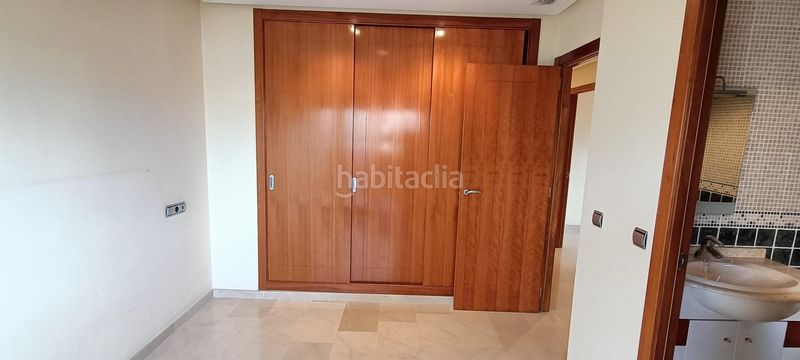 Foto 78ae52aa-7668-45c7-bdc1-a9517bf44a4a. Apartament amb aparcament piscina a Juzgados - Plaza de Toros Benidorm