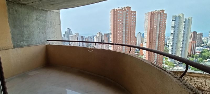 Foto 84fe5d58-ce70-40ce-b667-79c232fe9ffd. Apartament amb aparcament piscina a Juzgados - Plaza de Toros Benidorm