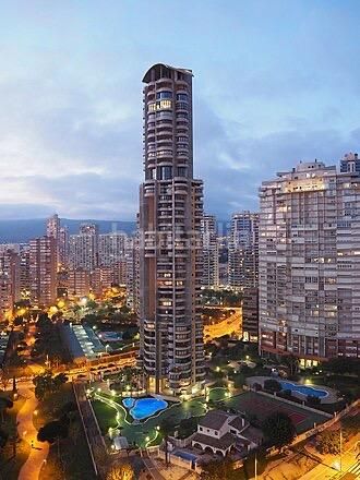 Foto 8d788b0a-f3ce-4cc2-9ab5-572183e0859d. Apartament amb aparcament piscina a Juzgados - Plaza de Toros Benidorm