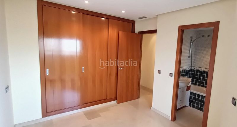 Foto 8df48056-f882-4c74-bde6-a3804dd8253c. Apartament amb aparcament piscina a Juzgados - Plaza de Toros Benidorm