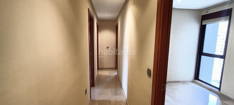 Foto fd5518c8-8b39-493c-b009-2a884fe71e97. Apartament amb aparcament piscina a Juzgados - Plaza de Toros Benidorm