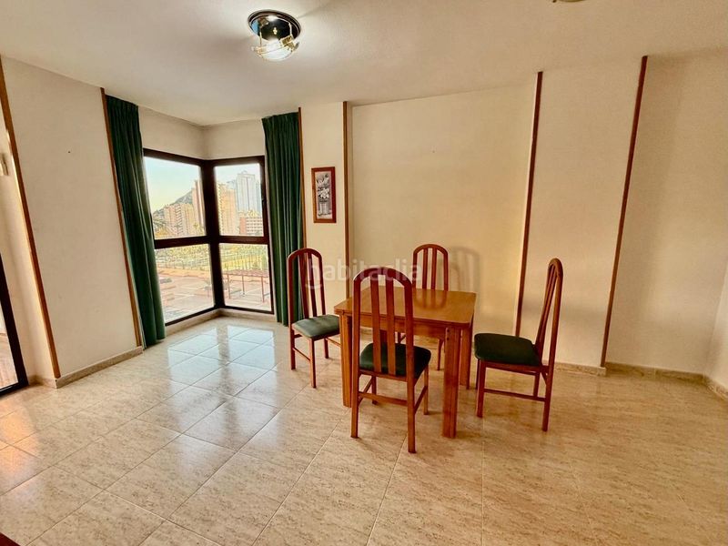 Foto 287eb89a-a5f6-4610-bd53-a064bc6887f9. Apartament amb calefacció aparcament piscina a Playa Poniente Benidorm