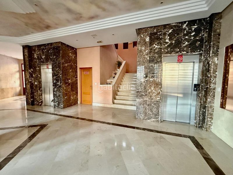 Foto 5ee413e7-65f3-42be-888b-b81198a56411. Apartament amb piscina a Playa Poniente Benidorm