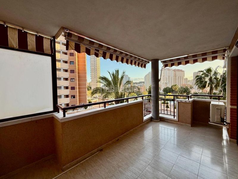 Foto b834e65f-6646-40ea-9b0e-d5442120b5eb. Apartament amb calefacció aparcament piscina a Playa Poniente Benidorm