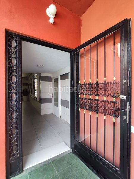 Foto 2597b37c-cda6-4436-bf32-e84d3e3b2aa5. Apartament amb aparcament a Playa Levante Benidorm