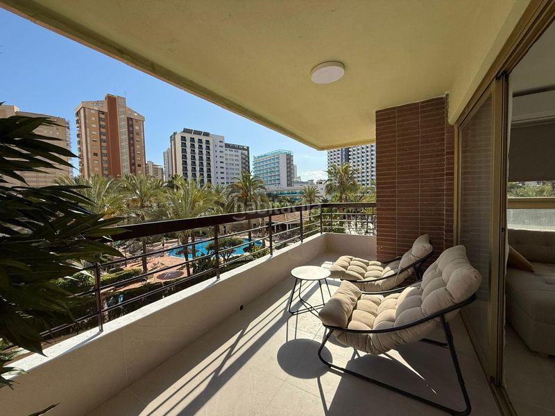 Foto 1031f98b-336d-4981-a7c6-74e56539f95a. Apartament amb aparcament piscina a Rincón Bajo Benidorm