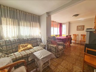 Appartement in Centro Urbano. Gran oportunidad! apartamento de 3 dormitorios en jaime i