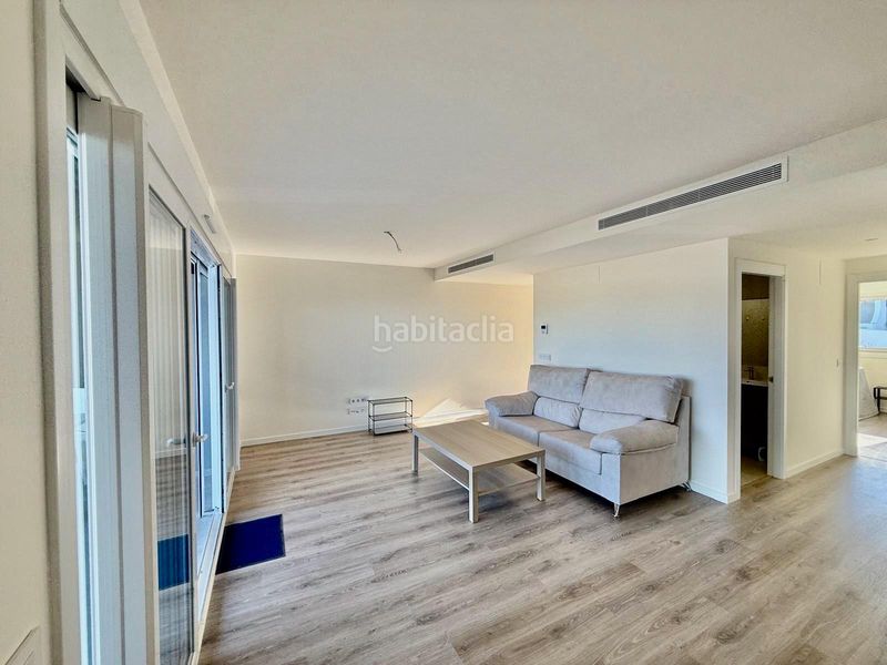 Foto c933b40e-56f8-4dfe-a88f-7dd9a8bbf94d. Planta baixa amb aparcament a balcón de Finestrat-terra marina Finestrat