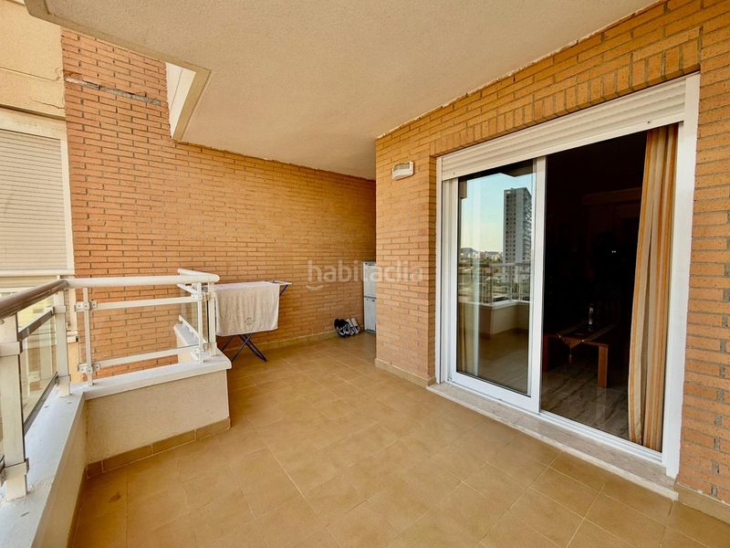 Foto 5f17d4b4-c56c-4fb7-995e-45bb5e3af031. Apartament amb aparcament piscina a Via Parque Benidorm