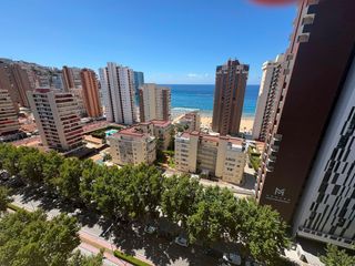 Apartamento en Playa Levante. Magnifico piso de 1 dormitorio con vistas al mar, piscina y gara