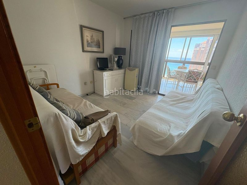 Foto 7b4fc819-87d8-4921-b991-393a83cf9889. Apartament amb aparcament piscina a Playa Levante Benidorm
