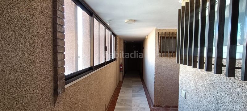 Foto 8f4d5699-e543-44dd-8556-013635984a46. Apartament amb aparcament piscina a Playa Levante Benidorm