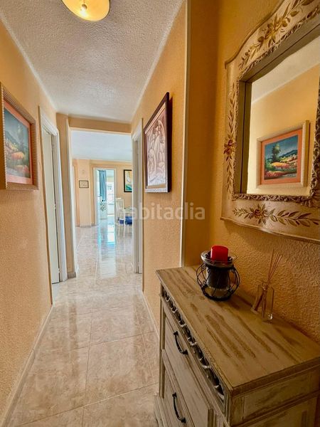 Foto f3307c54-56f4-4f0c-bff7-1e485316adf3. Apartament amb aparcament piscina a Foietes Benidorm