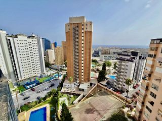Pis a Juzgados - Plaza de Toros. Piso reformado con vistas al mar y piscina a 500 metros de la pl