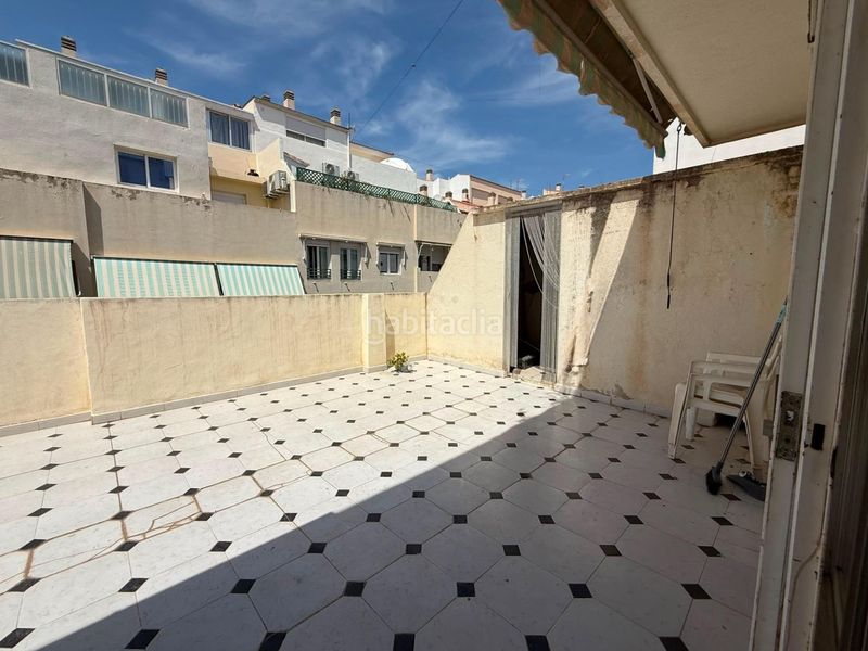 Foto a5aedec4-5929-46ce-bee9-eaafa8eaf8e1. Apartament amb aparcament a Centro Urbano Benidorm