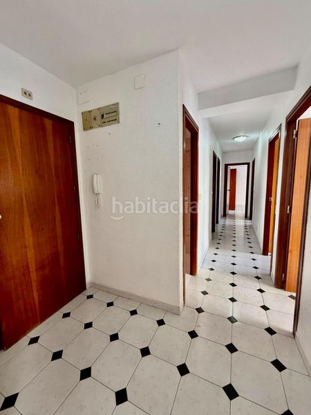 Foto ac628b29-1e34-4cc0-a84a-c1951bb564d5. Apartament amb aparcament a Centro Urbano Benidorm